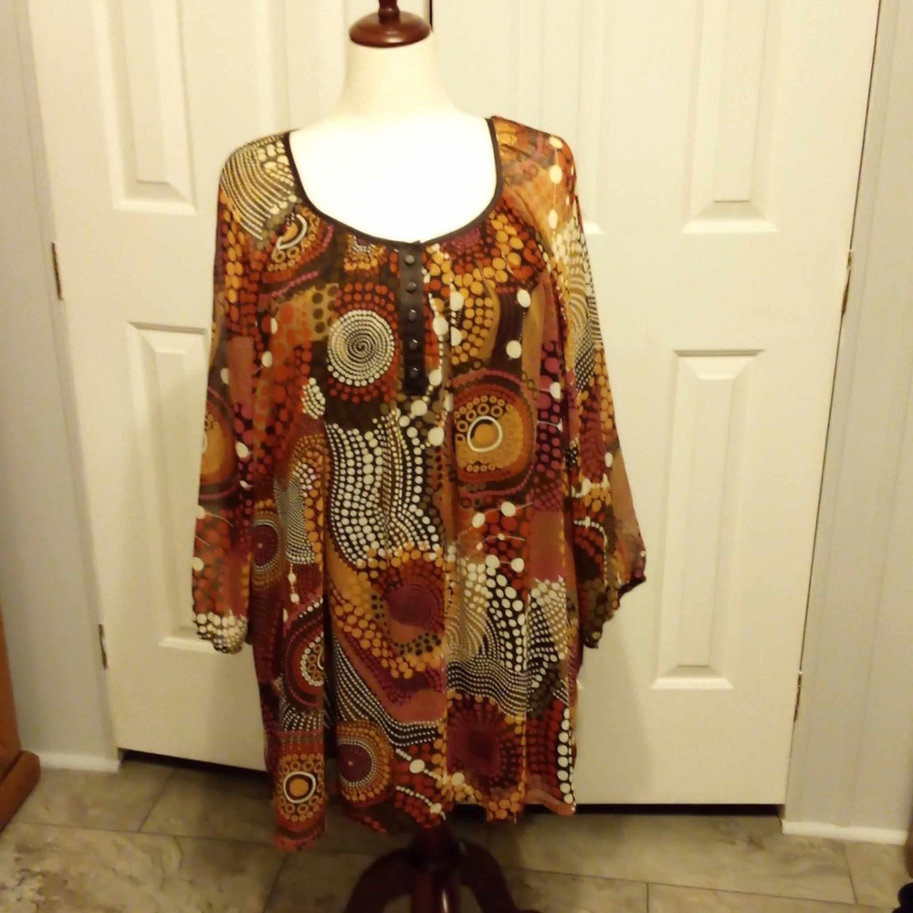 Maggie Burns Plus Size 5X Abstract Print Button Front Tunic Top Orange Brown‎